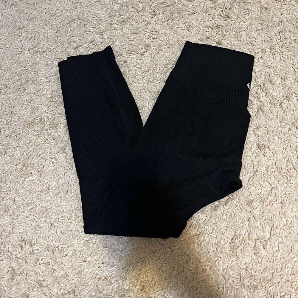 Lululemon black align ribbed 25” leggings size 4